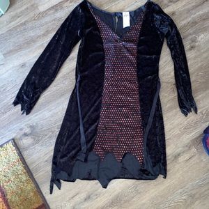 Killer curve’s Halloween costume womens size (12-14)